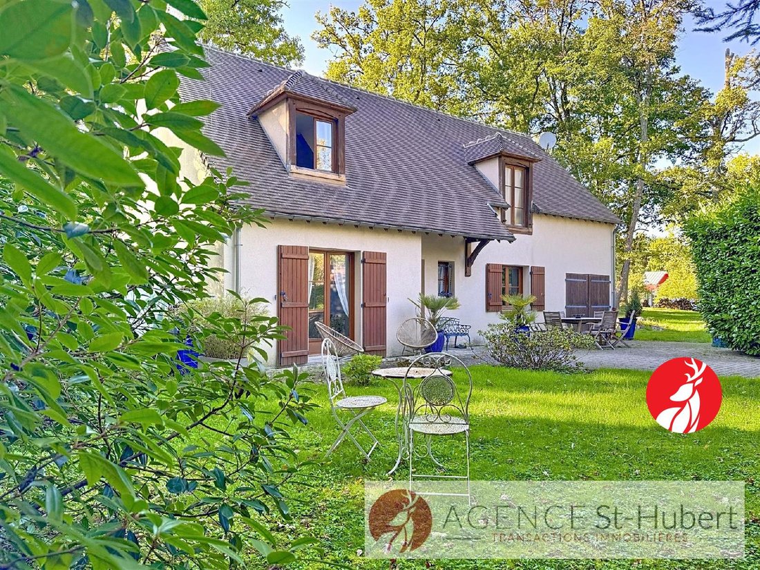 House in Arbonne-la-Foret, Ile-de-France, France 1 - 17010800