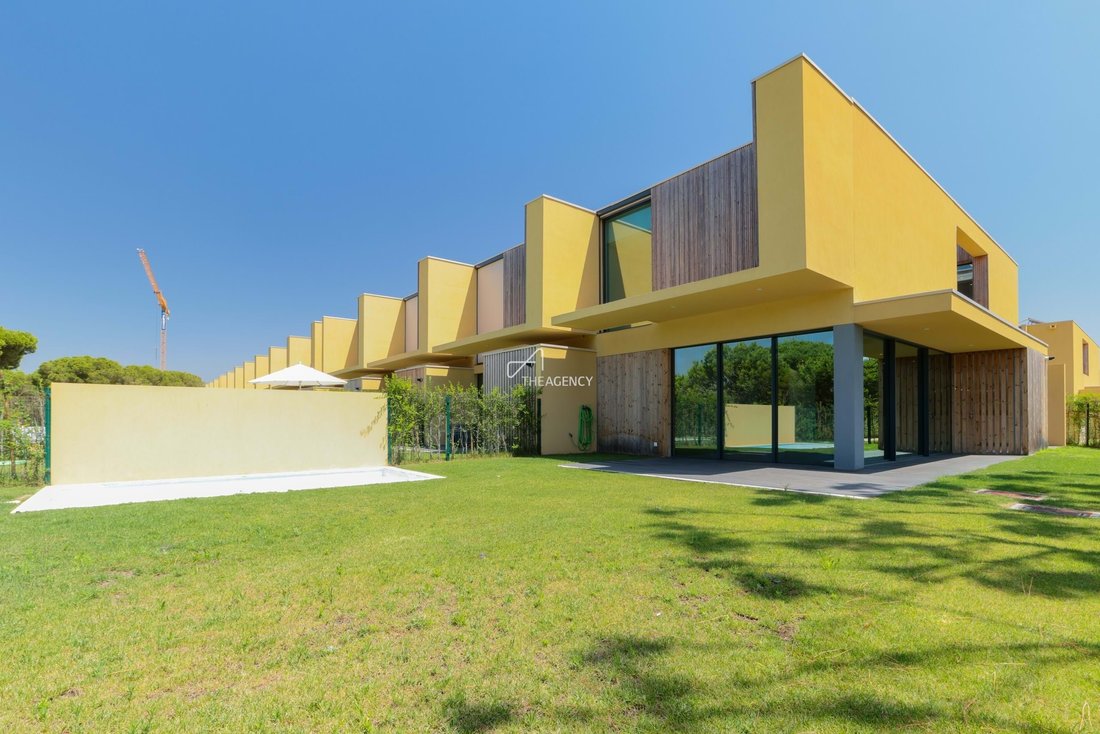 Villa in Vilamoura, Quarteira, Algarve 1 - 17013463
