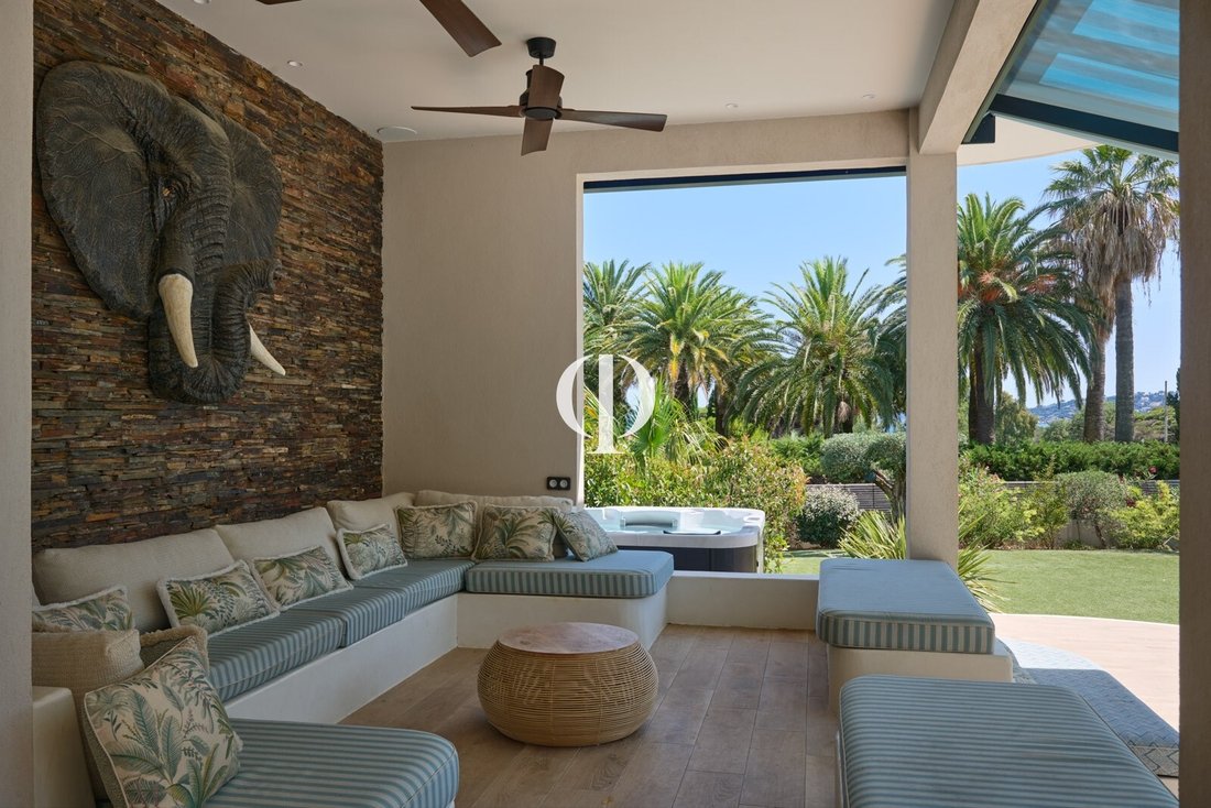 Villa in Nartelle-Noyer-Bellevue-bd des Sardinaux, Sainte-Maxime, France 4 - 17010598