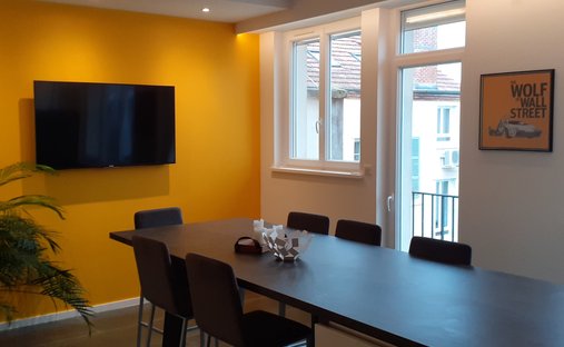 17th C. Chateau (With A Section Dedicated To Events) And 5 Acres In Centre Of France