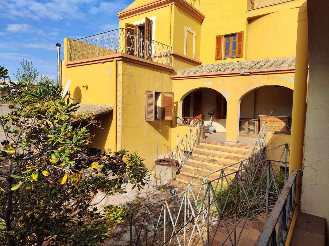 House in Historic Center, Quartu Sant'Elena, Italy 1 - 17015995