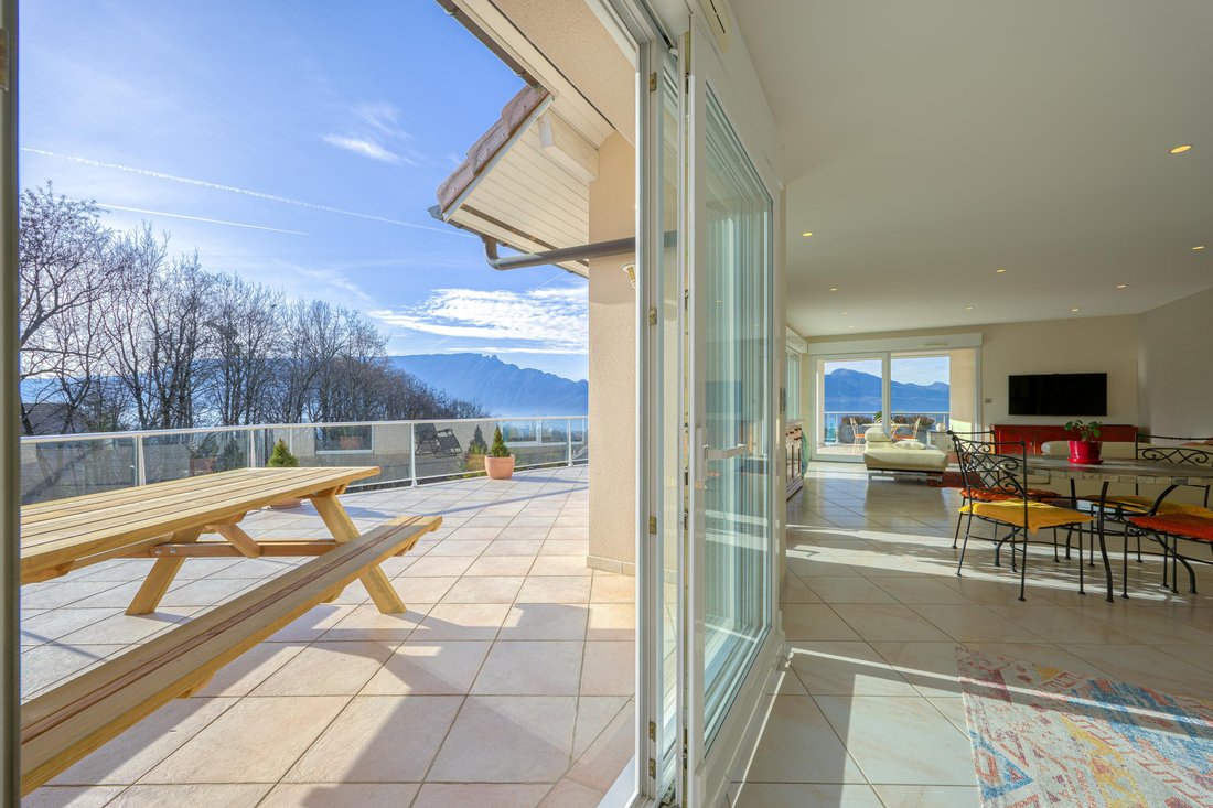 Villa in Pugny-Chatenod, Auvergne-Rhône-Alpes, France 5 - 17010263