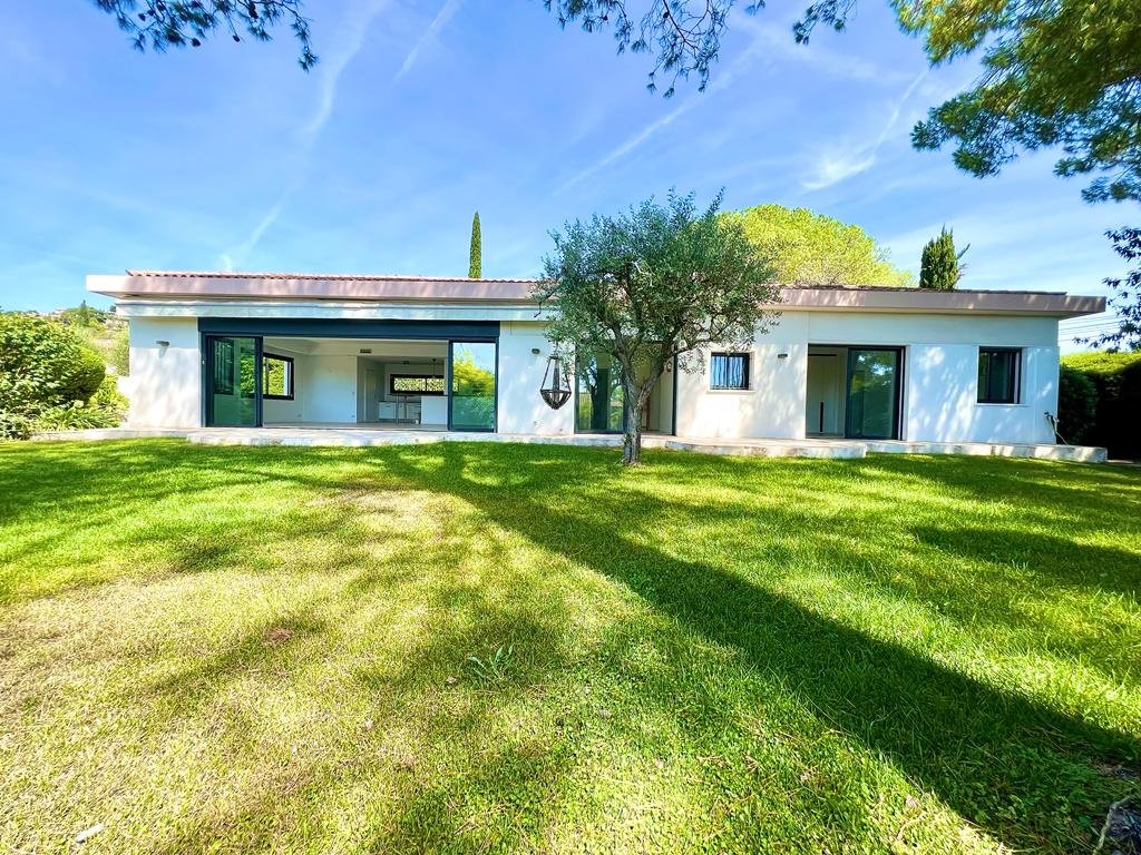 House in Mougins, Provence-Alpes-Côte d'Azur, France 2 - 17012862