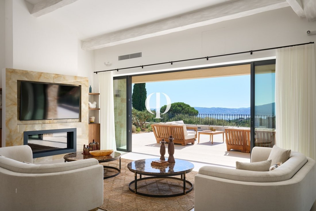 Villa in Grimaud, Provence-Alpes-Côte d'Azur, France 4 - 17010588