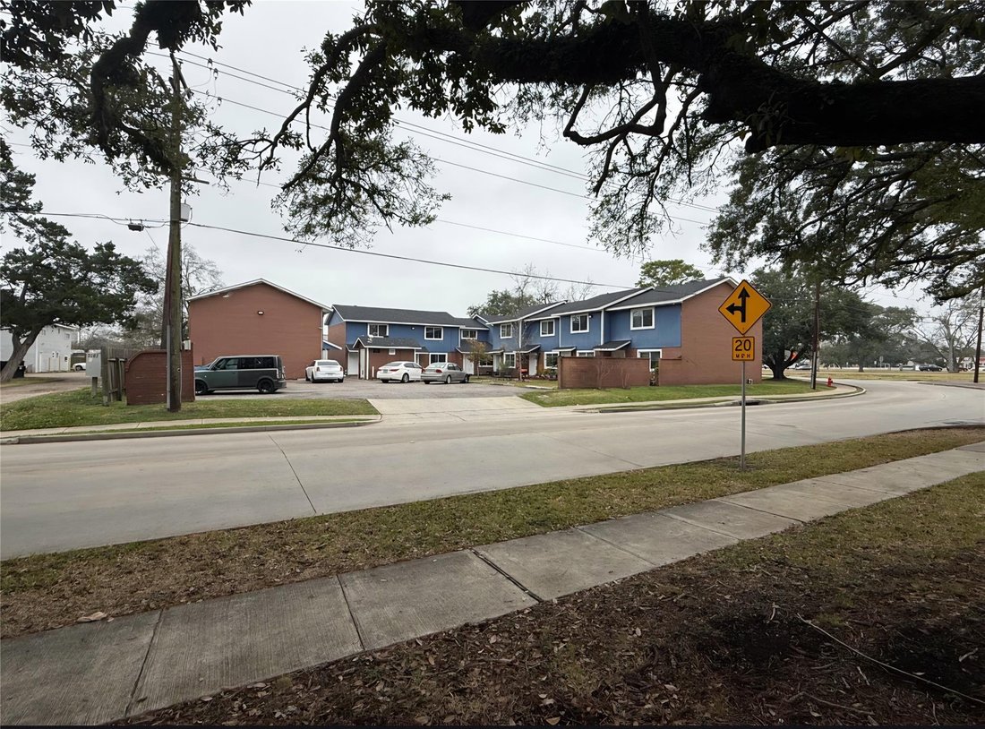 Alvin, Texas, United States 1 - 17014330