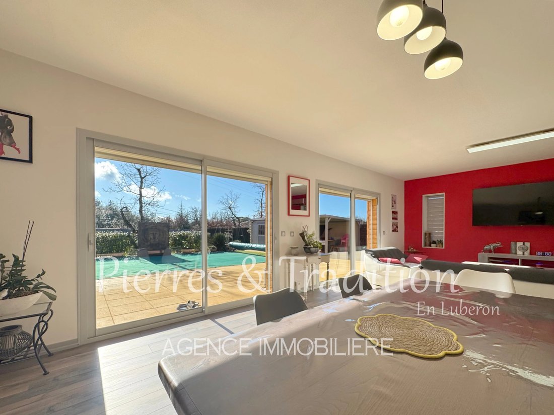 House in Saint-Saturnin-lès-Apt, Provence-Alpes-Côte d'Azur, France 3 - 15039158