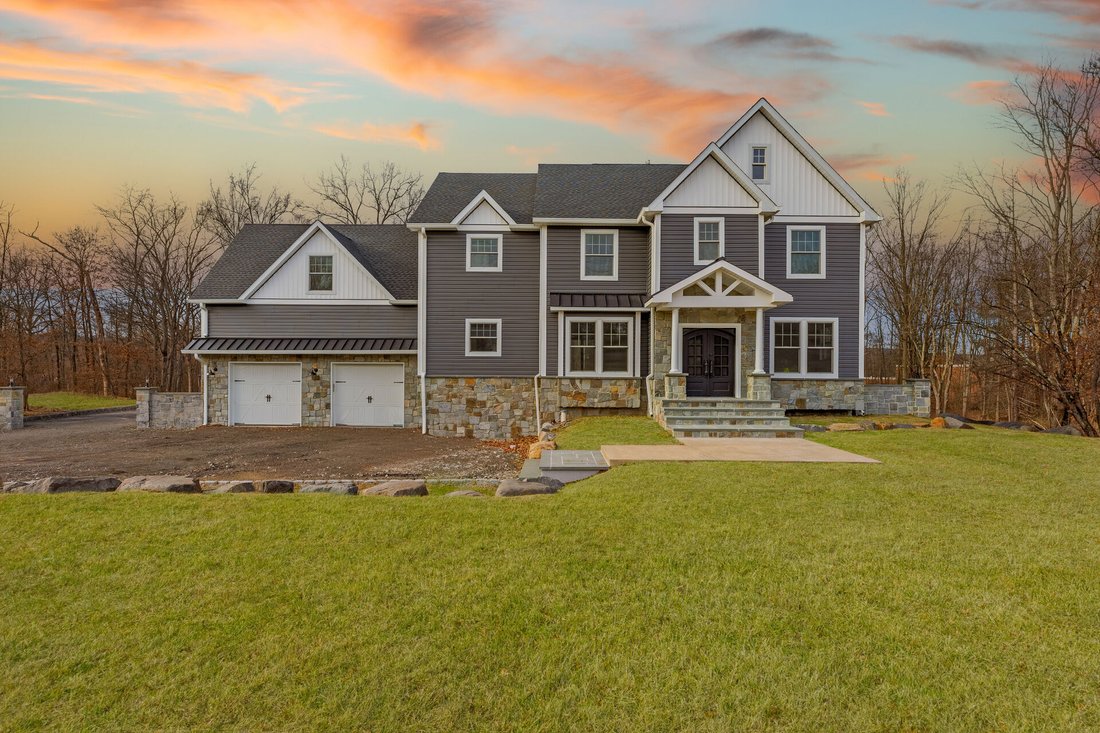 House in Hampton, New Jersey, United States 1 - 17016042