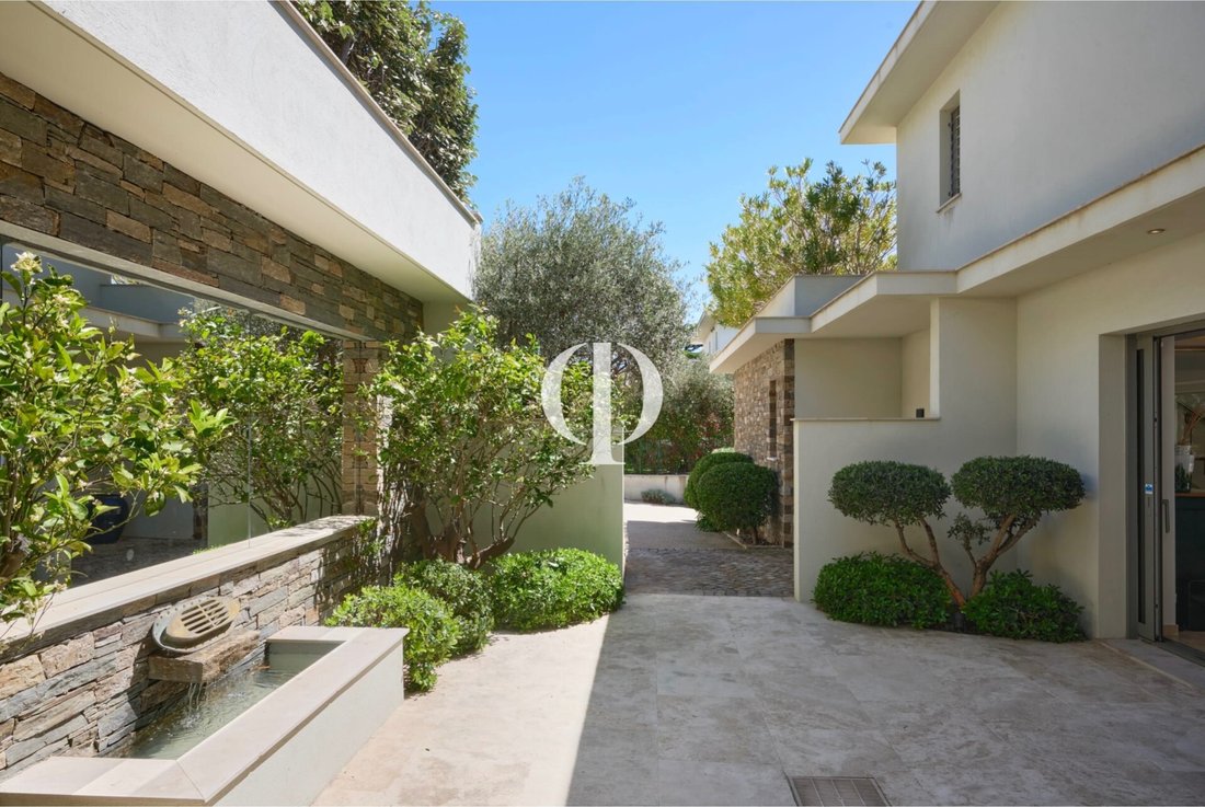 Villa in Nartelle-Noyer-Bellevue-bd des Sardinaux, Sainte-Maxime, France 5 - 17010571