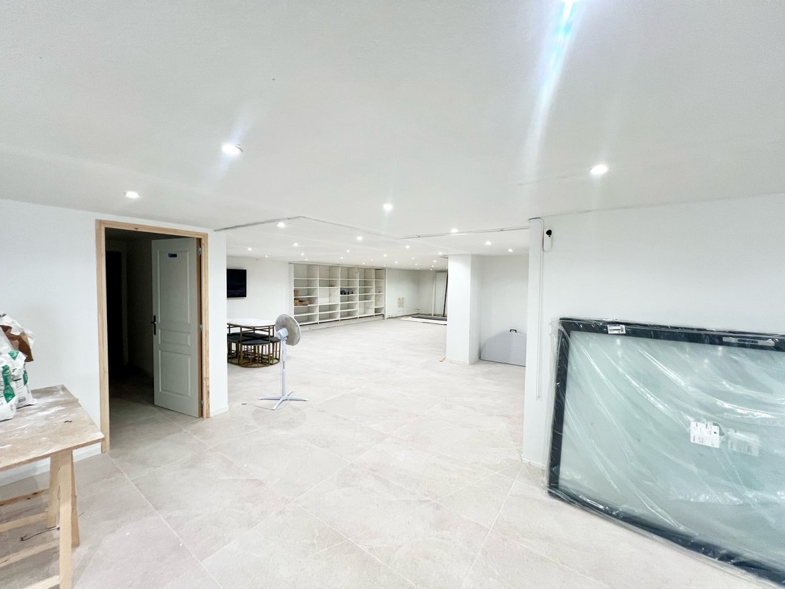 Estate in Carnot, Cannes, France 5 - 17013533
