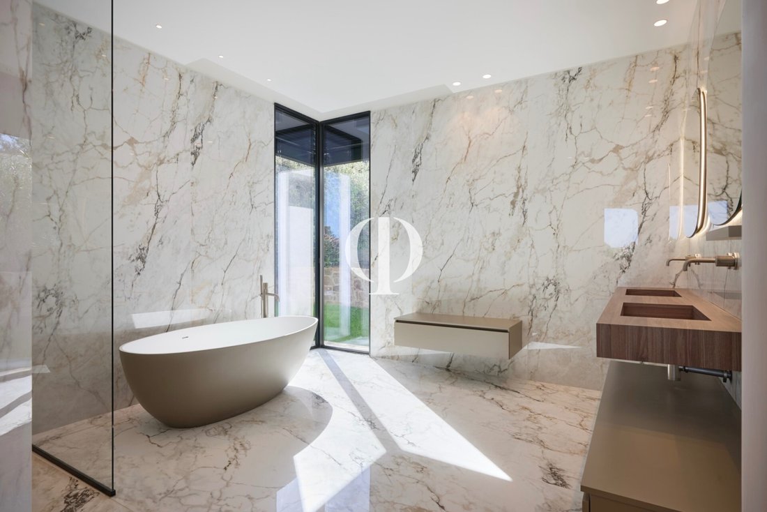 Villa in Nartelle-Noyer-Bellevue-bd des Sardinaux, Sainte-Maxime, France 4 - 17010537