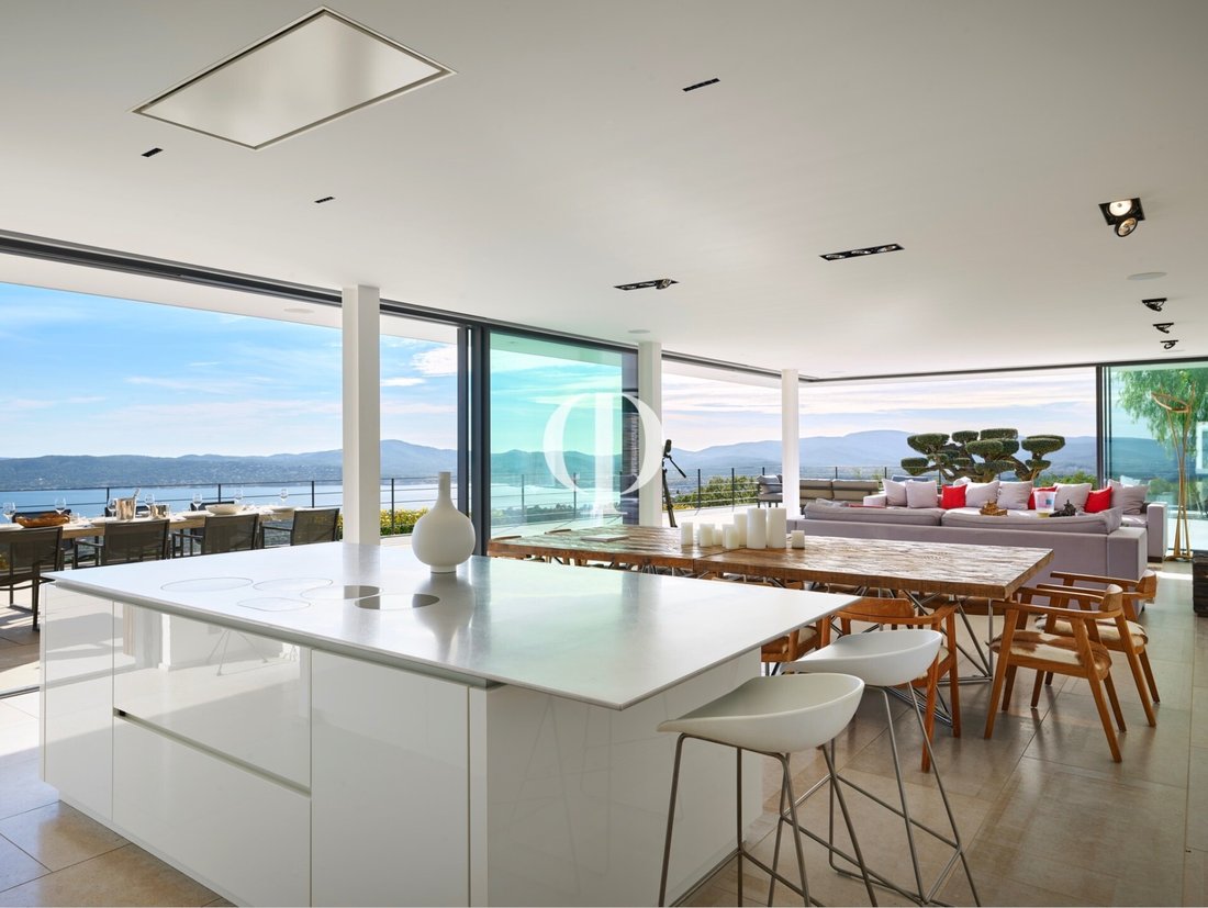 House in Grimaud, Provence-Alpes-Côte d'Azur, France 4 - 17010691