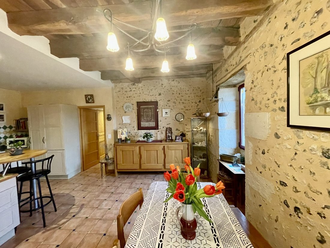 House in Saint-Pierre-de-Chignac, Nouvelle-Aquitaine, France 5 - 17016752