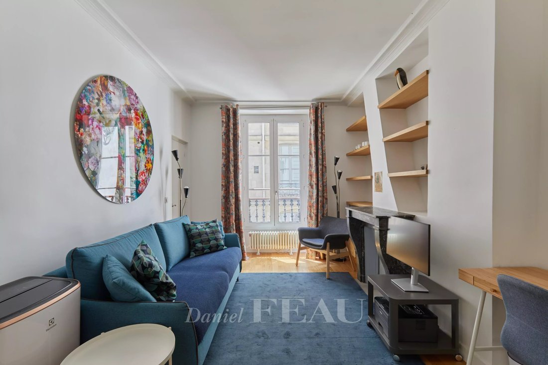 Apartment in Monnaie, Paris 6e Arrondissement, Paris 5 - 17011267