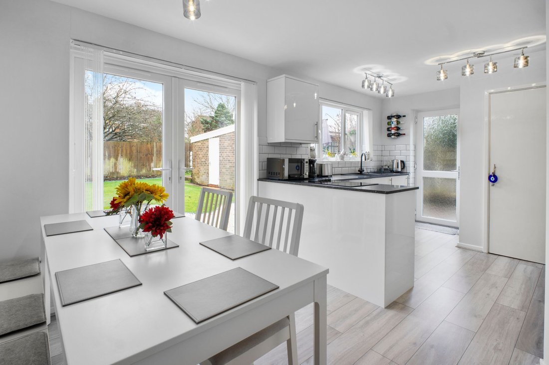 House in Burgess Hill, England 4 - 17015238