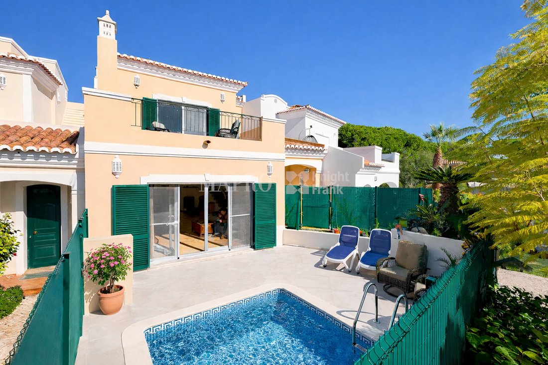 Townhouse in Vale do Lobo, Almancil, Portugal 1 - 17013430