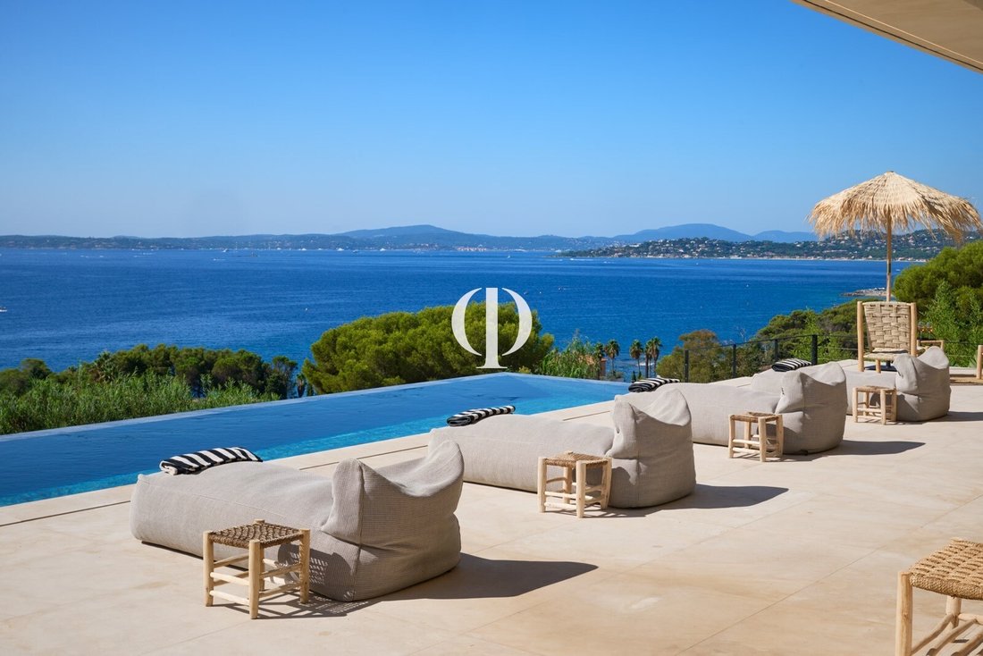 Villa in Ecarts, Roquebrune-sur-Argens, France 1 - 17010627