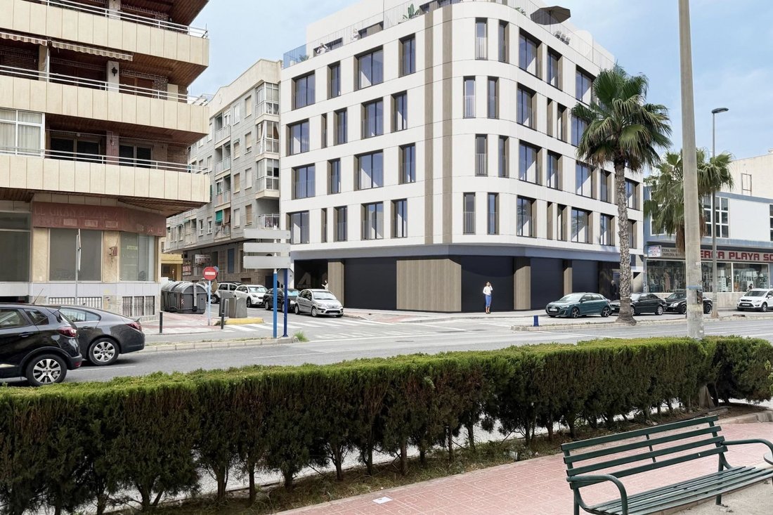 Apartment in Torrevieja, Valencian Community, Spain 1 - 17011634