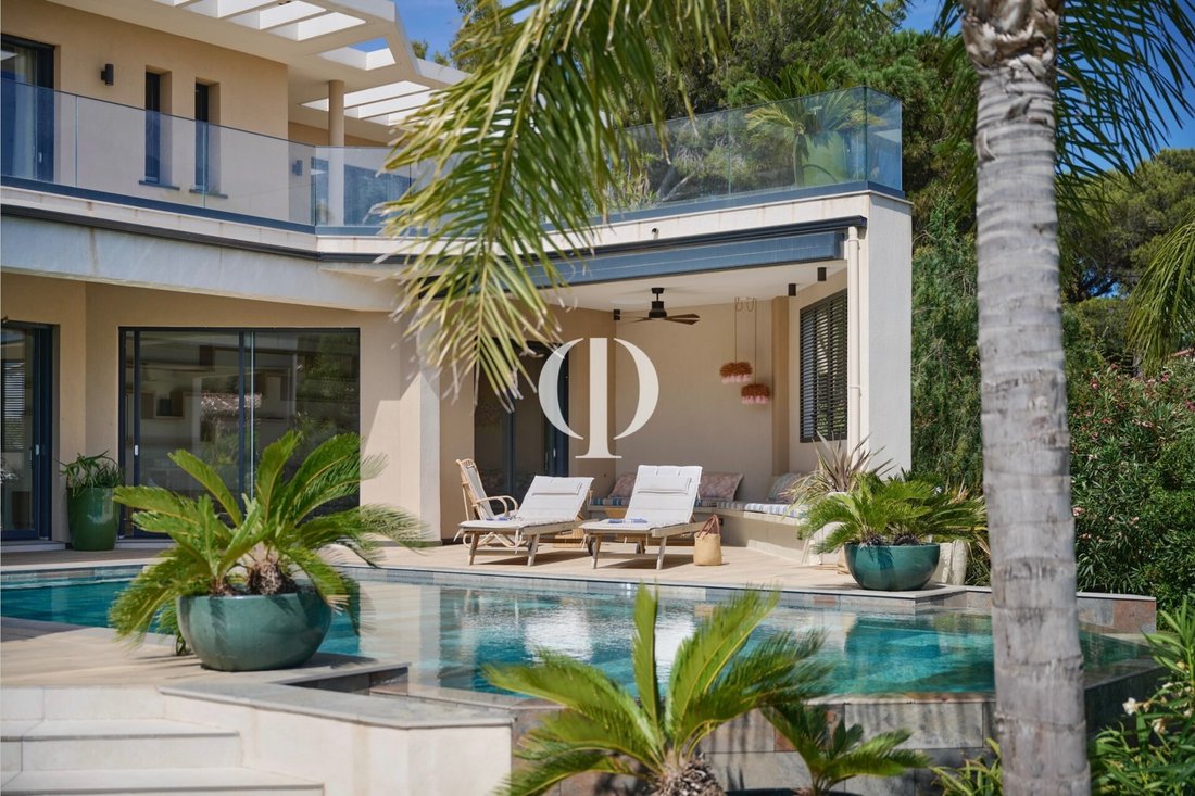 Villa in Nartelle-Noyer-Bellevue-bd des Sardinaux, Sainte-Maxime, France 2 - 17010508