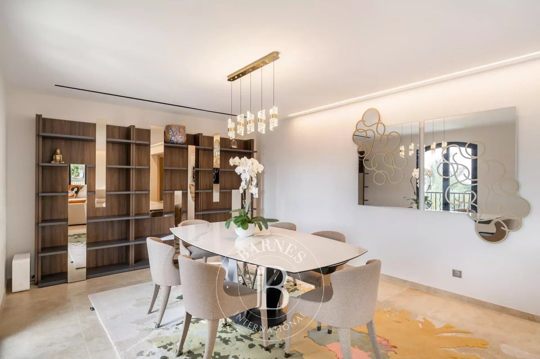 Villa in Cannes, Provence-Alpes-Côte d'Azur, France 3 - 17011282