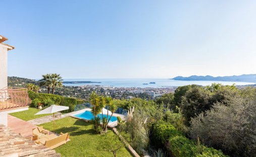 Villa in Le Plan, Cannes, France 1
