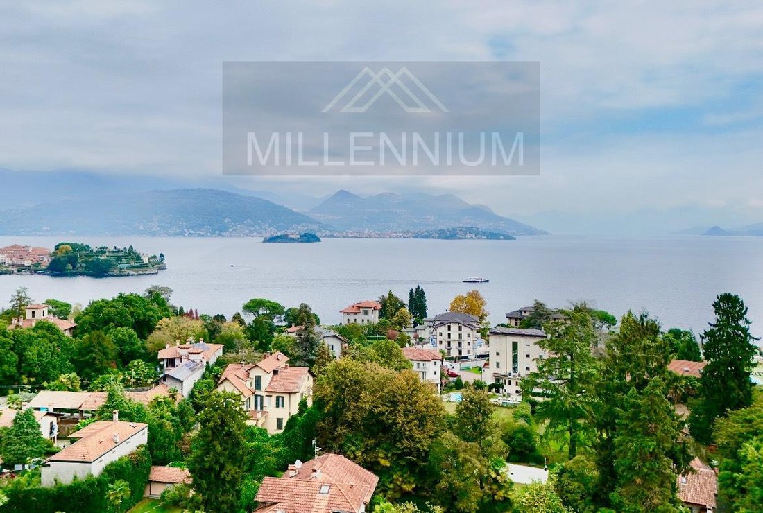 Villa in Stresa, Piedmont, Italy 3 - 17014943