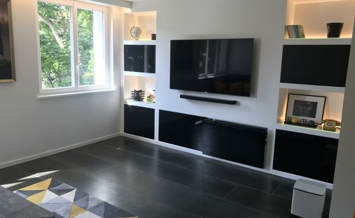 17th C. Chateau (With A Section Dedicated To Events) And 5 Acres In Centre Of France