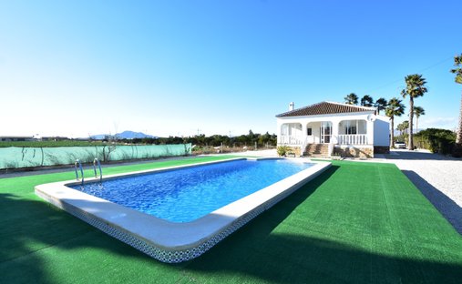 Country House in Dolores, Valencian Community, Spain 1