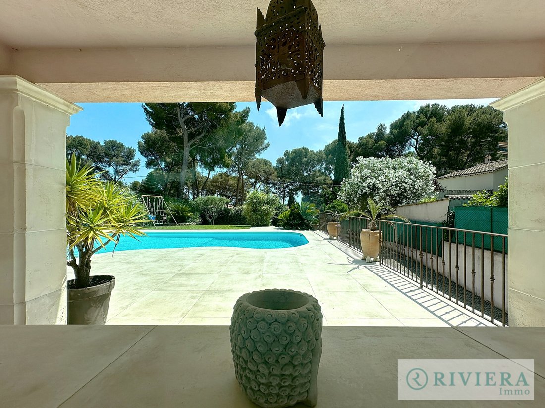 Villa in Mirandoles, Le Cannet, France 3 - 17013504