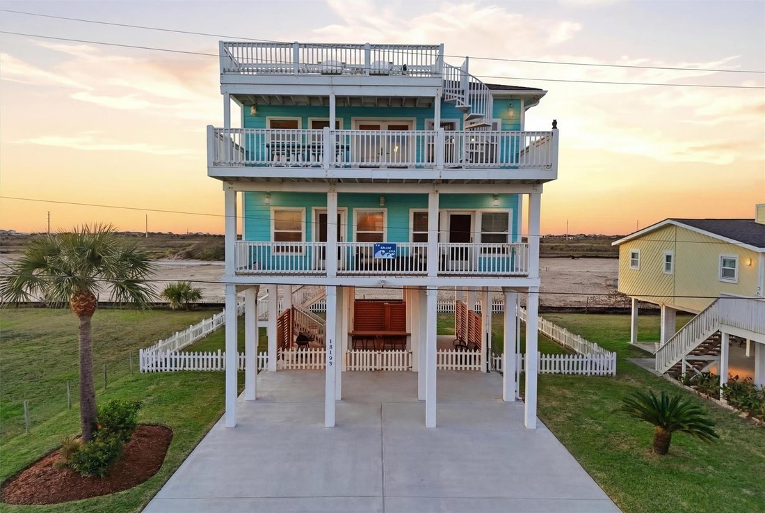 House in Galveston, Texas, United States 1 - 17014322