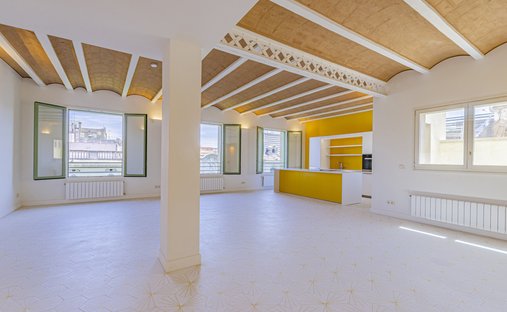 Apartment in Eixample, Barcelona, Spain 1