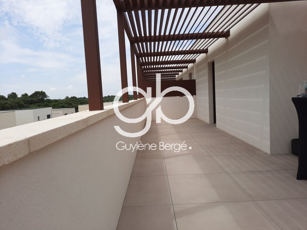 Apartment in Centre Ville, Castries, France 1 - 17011612
