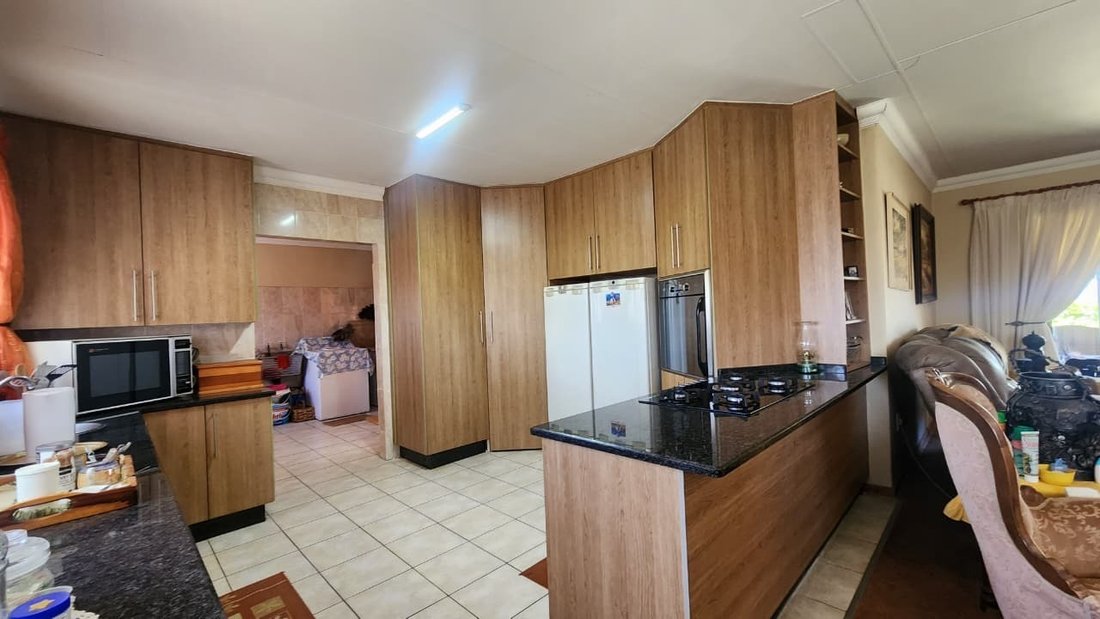 Estate in Seshego-A, Limpopo, South Africa 3 - 17012078