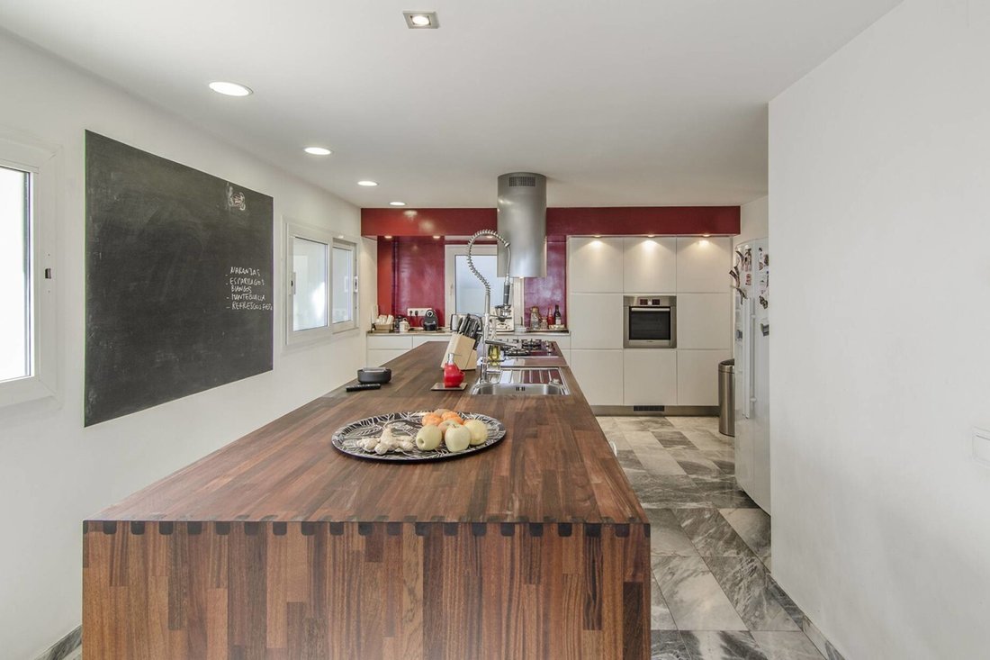 House in Sarrià-Sant Gervasi, Barcelona, Spain 4 - 10293877