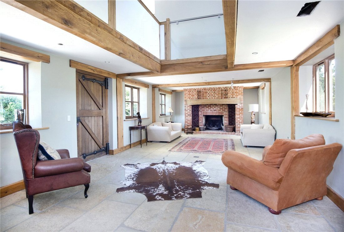 House in Edenbridge, England 3 - 17010887