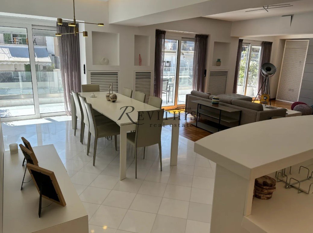 Apartment in Sunoikia Kolonakiou, 1st District of Athens, Athens 4 - 17009819