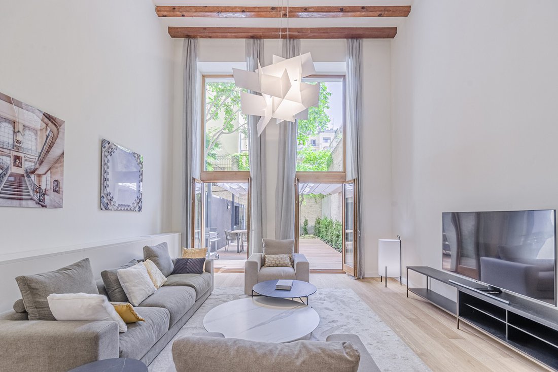 Apartment in Eixample, Barcelona, Spain 2 - 11125215
