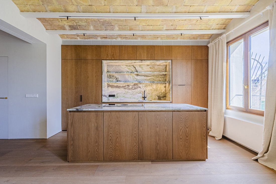 Apartment in Ciutat Vella, Barcelona, Spain 2 - 14850618