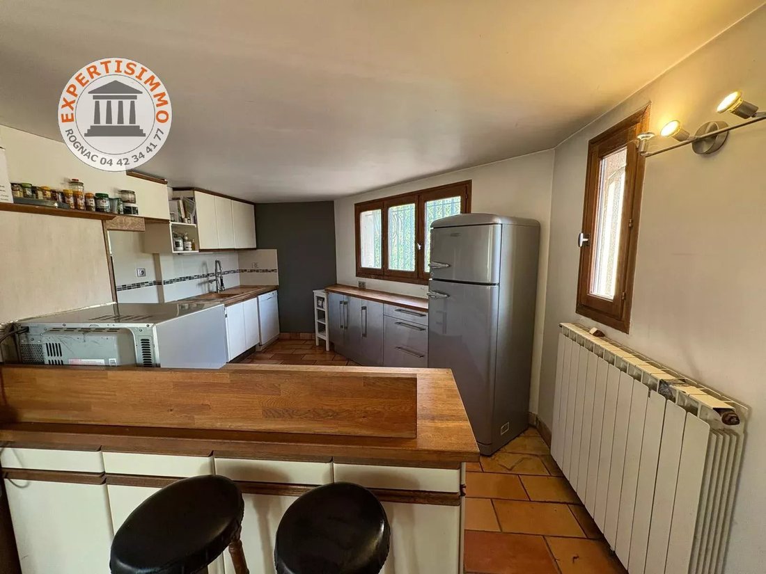 House in Avenue de Marseille-Liourat, Vitrolles, France 5 - 17011065