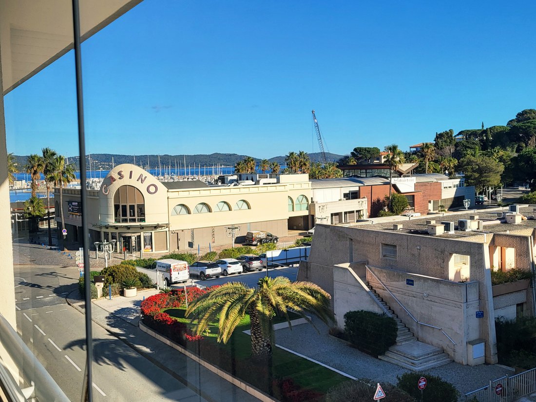 Apartment in Nord, Cavalaire-sur-Mer, France 1 - 17015038