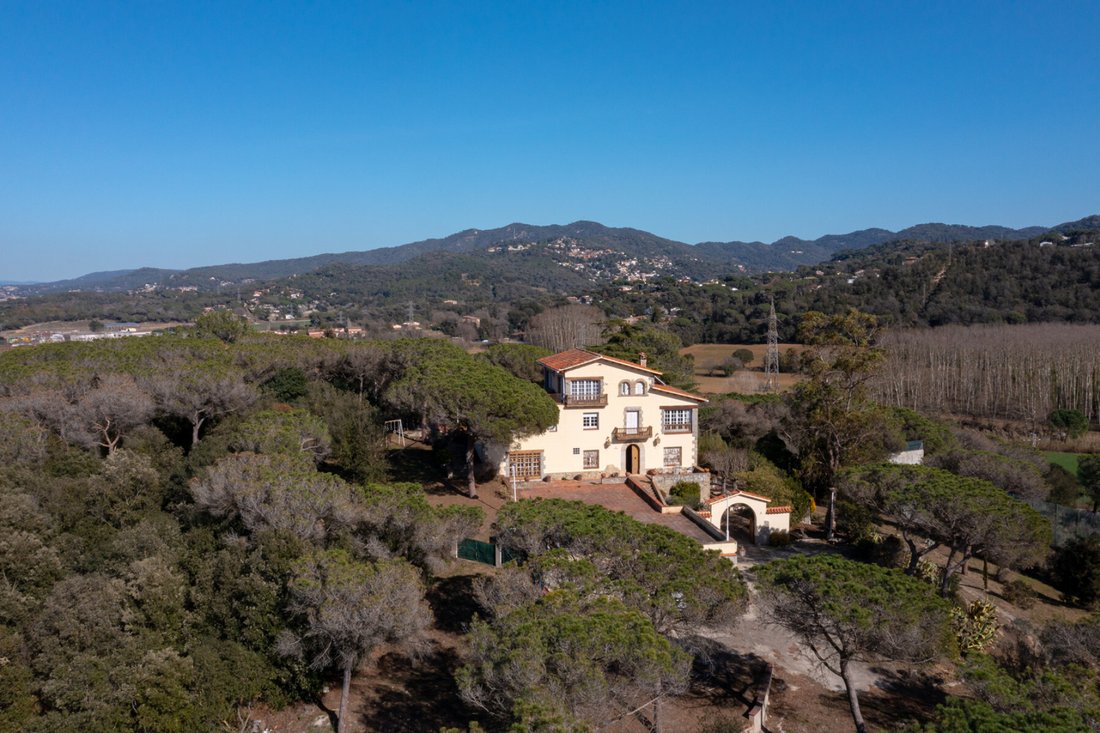 Finca in Montornes del Valles, Catalonia, Spain 4 - 14502282