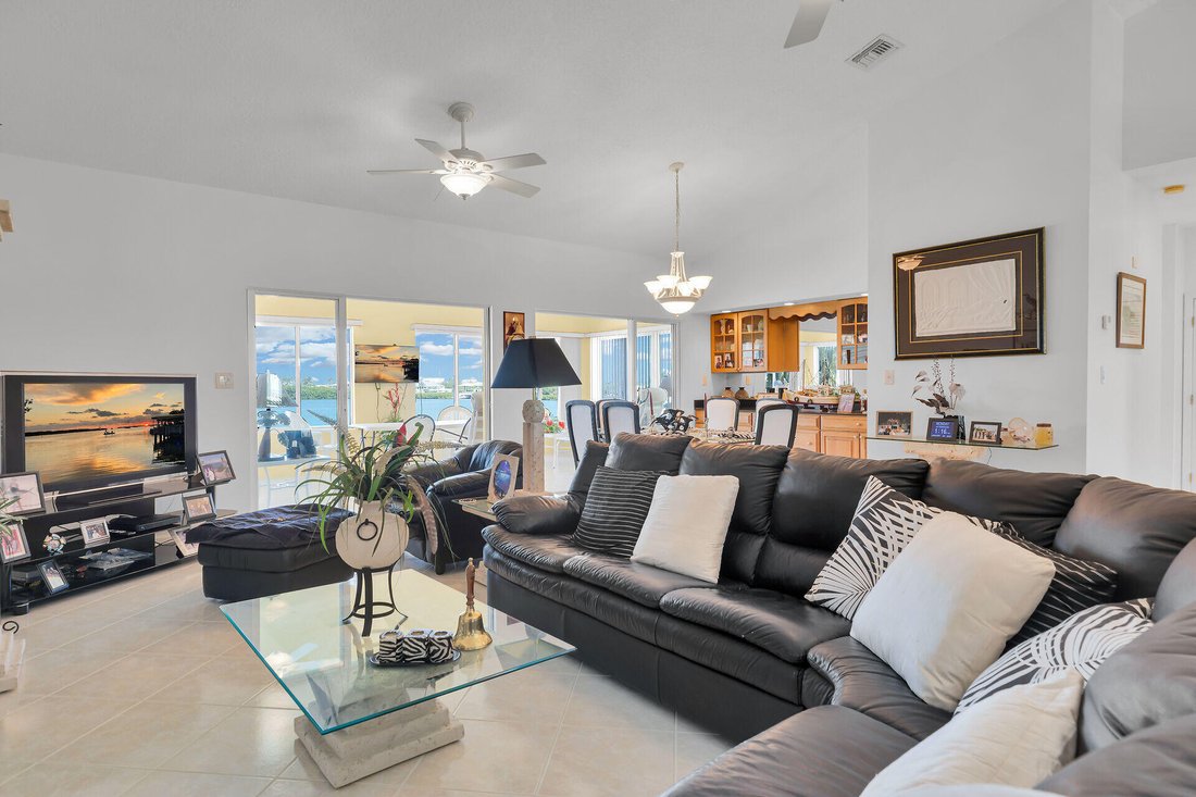House in Key Colony Beach, Florida, United States 3 - 17016846