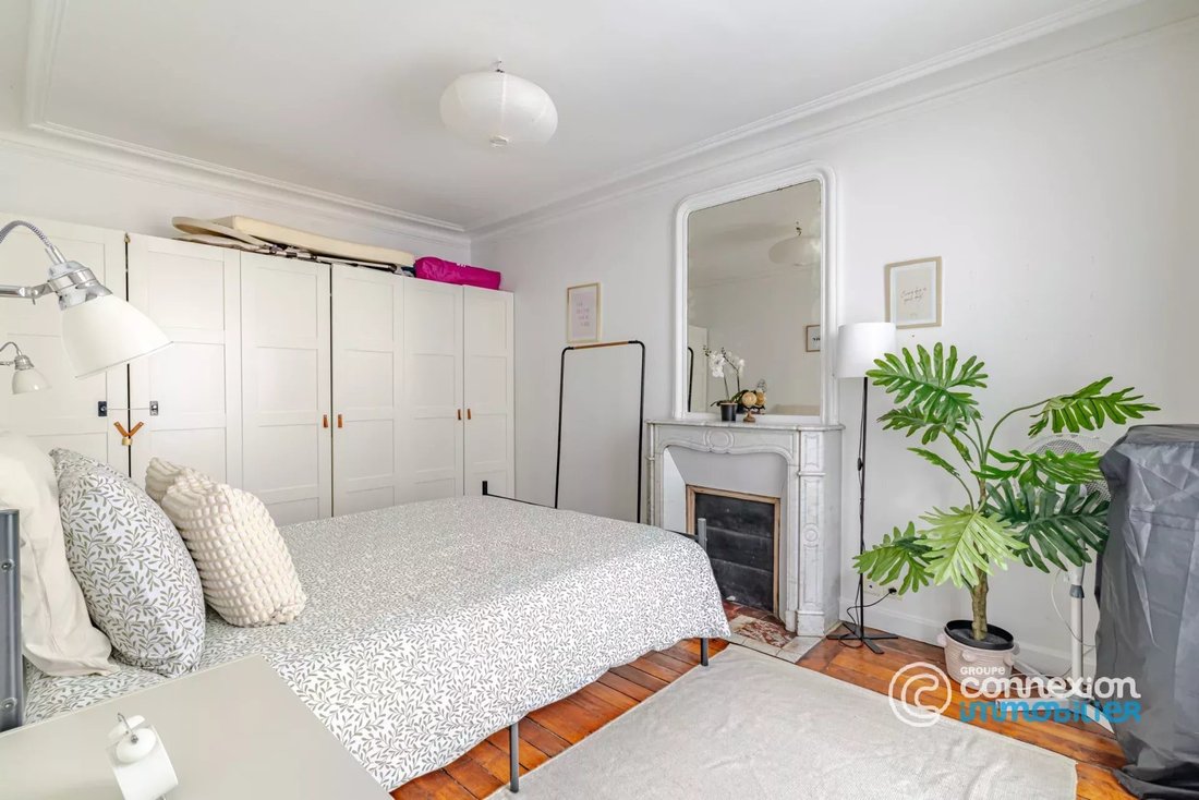 Apartment in Montmartre, Paris 18e Arrondissement, Paris 5 - 17011034
