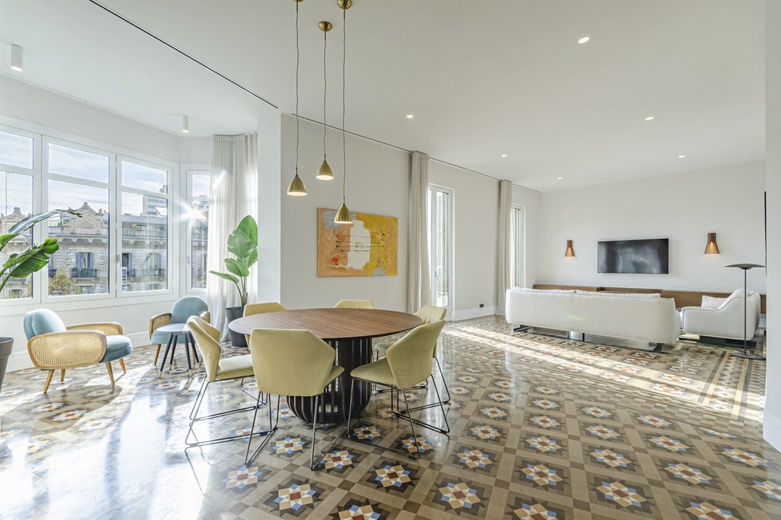 Apartment in Eixample, Barcelona, Spain 2 - 11212574