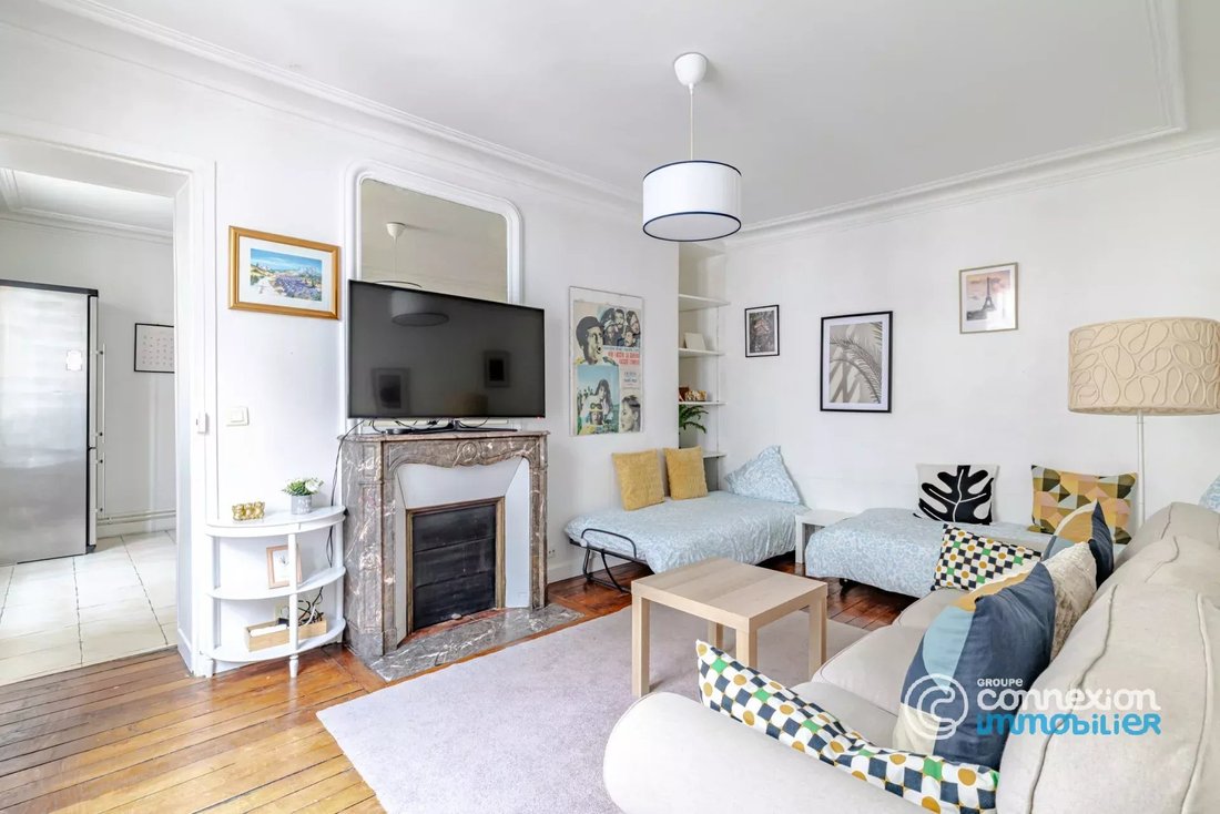 Apartment in Montmartre, Paris 18e Arrondissement, Paris 2 - 17011034