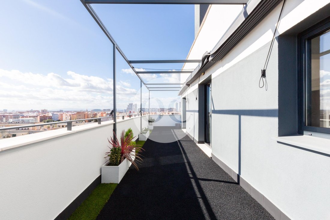 Apartment in Benicalap, Valencia, Spain 2 - 17015329