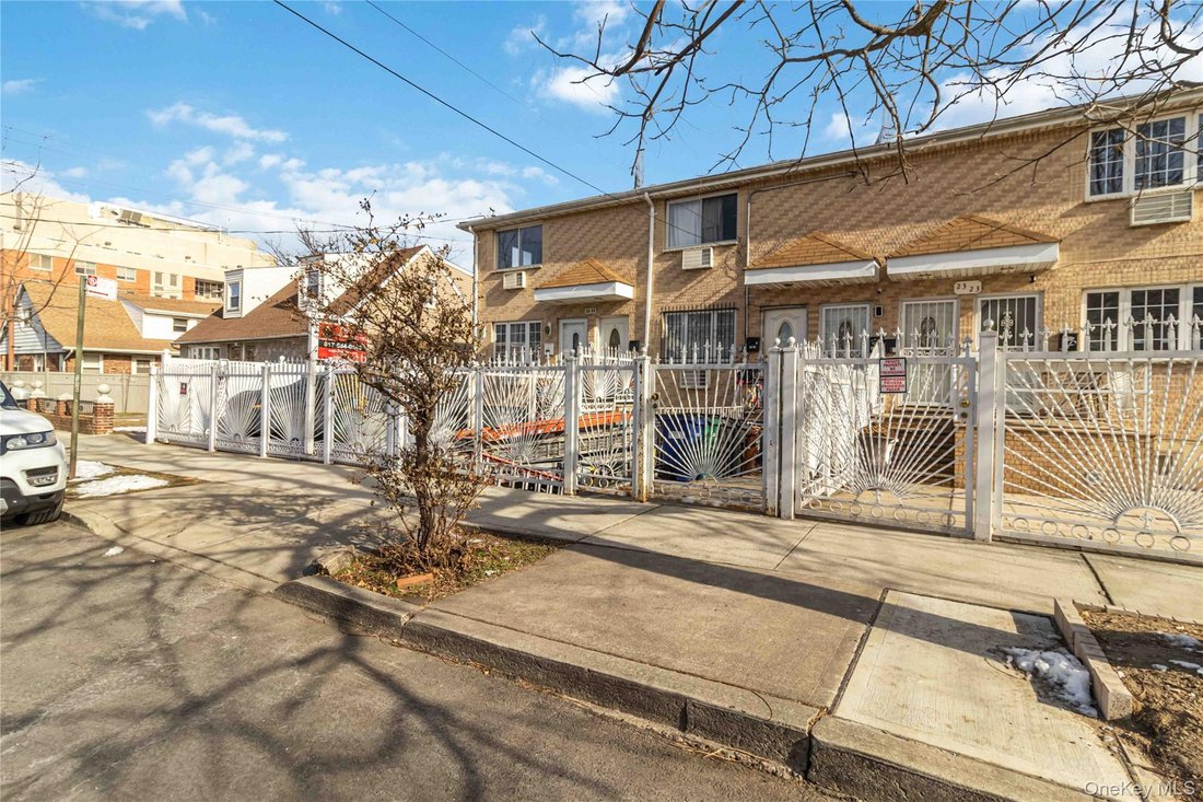 House in New York, New York, United States 2 - 16993476