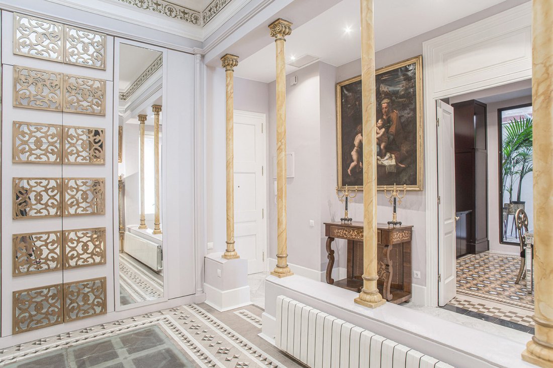 Apartment in Eixample, Barcelona, Spain 2 - 11308442