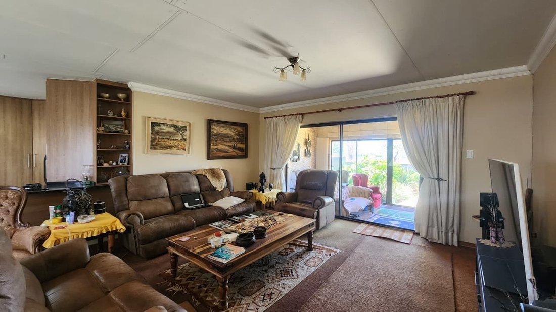 Estate in Seshego-A, Limpopo, South Africa 4 - 17012078