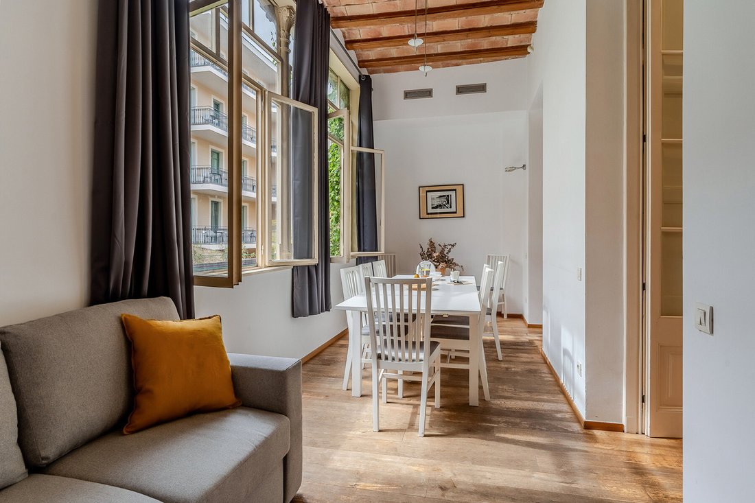Apartment in Sarrià-Sant Gervasi, Barcelona, Spain 1 - 14770832