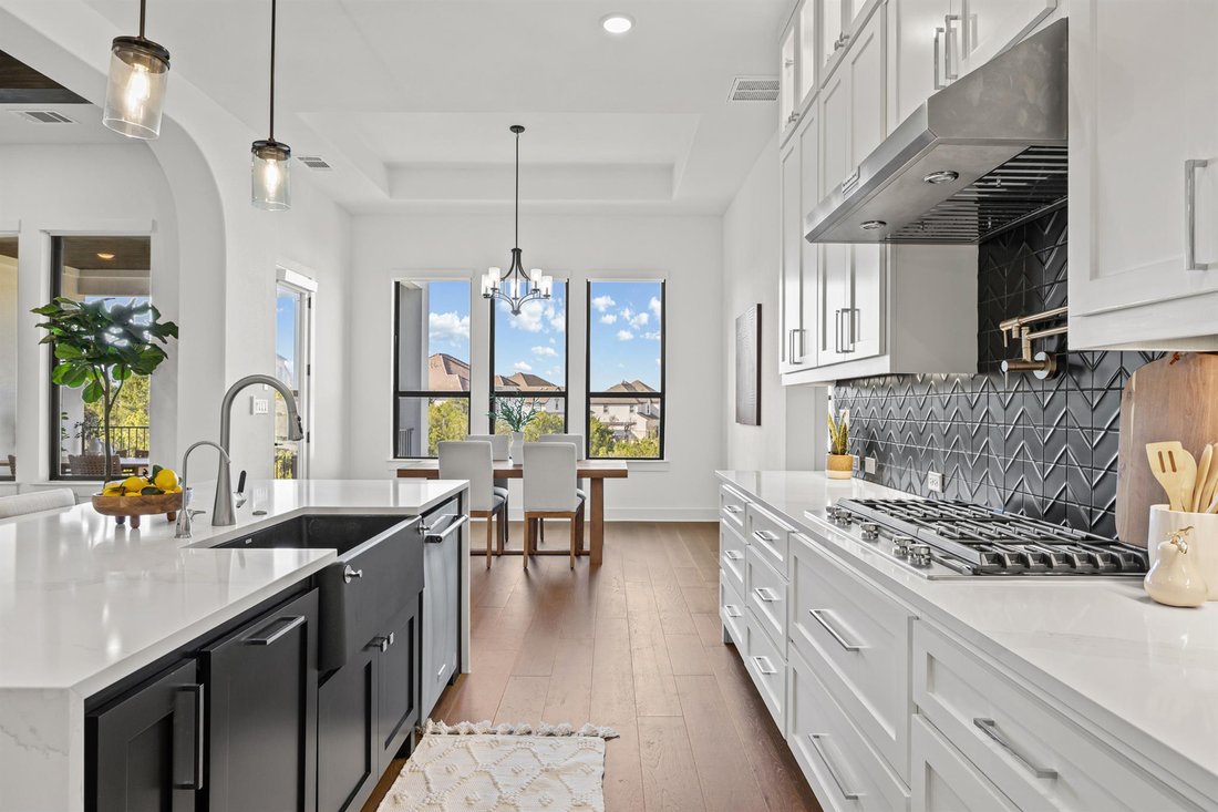House in Leander, Texas, United States 5 - 17016919